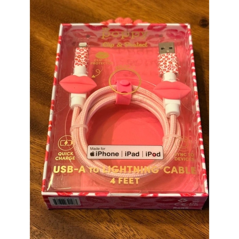 XO Poppy Lips Clip & Protect USB-A to Lightning Cable 4ft Pink Braided